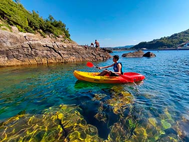 kayak in san sebastian